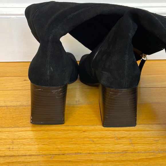 These r great boots! I wore them only once, & realized I need a smaller size. - Picture 5 of 12